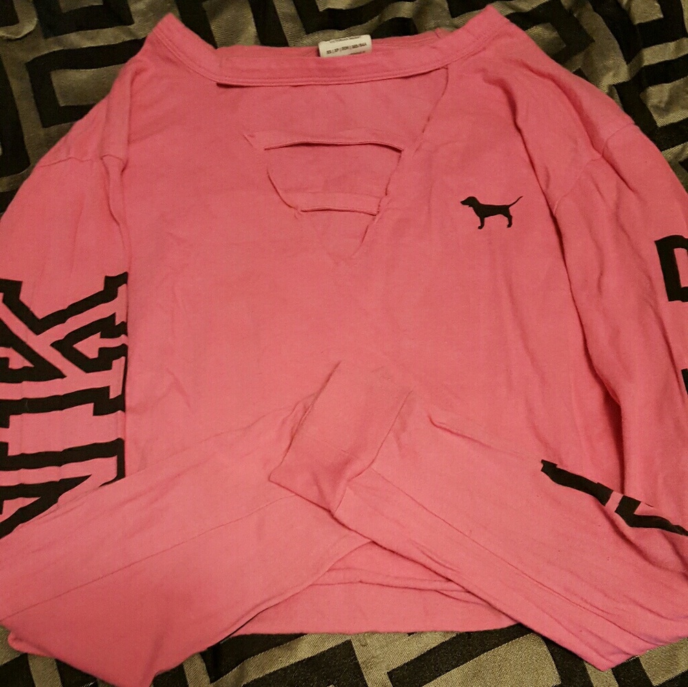 Pink long sleeve crop top